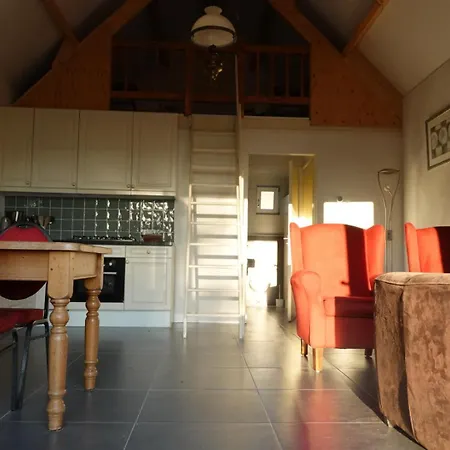 De Knotwilg Holiday home Loon op Zand