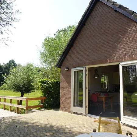 De Knotwilg Holiday home Loon op Zand